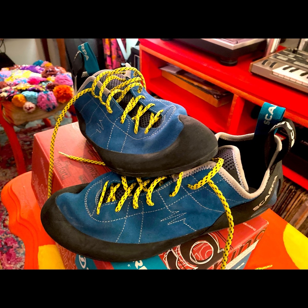 Scarpa Climbing Shows for Men